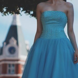 Big light blue puffy dress